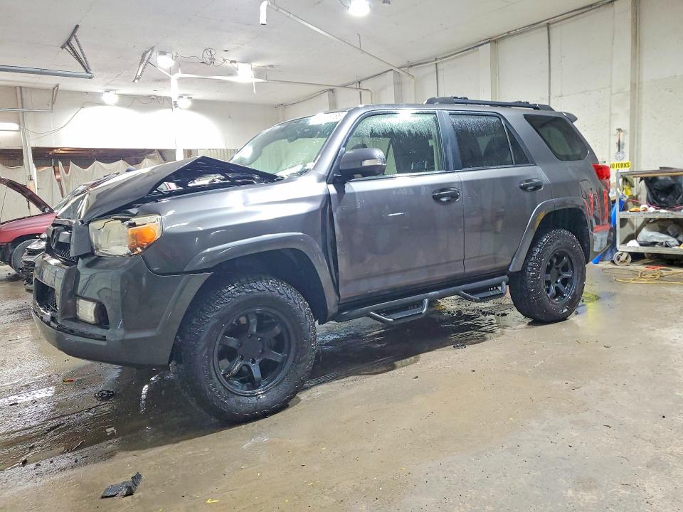 TOYOTA 4RUNNER 2013 with VIN JTEBU5JR8D5126229 - Photo from auction