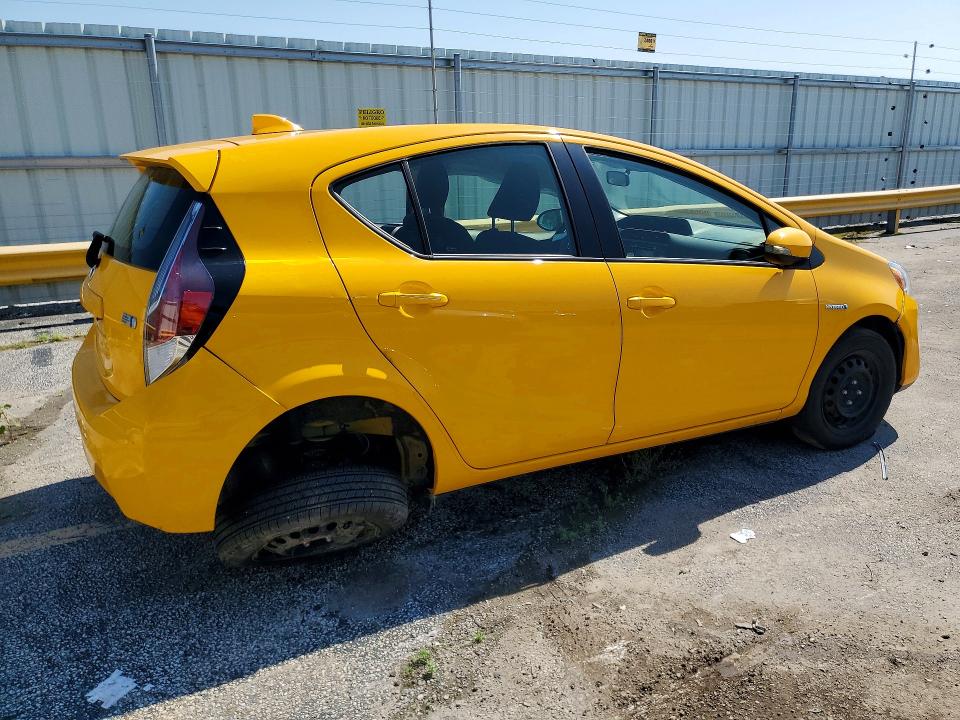 Photo 3 from auction – 2015 TOYOTA PRIUS C with VIN JTDKDTB33F1114888