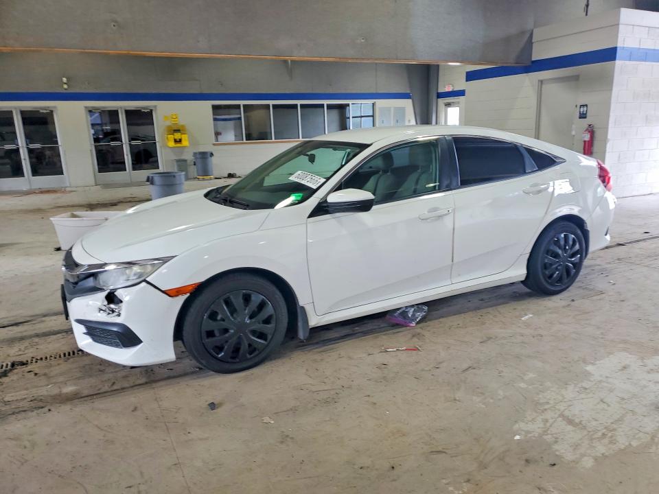 HONDA CIVIC 2018 with VIN 2HGFC2F51JH597335 - Photo from auction