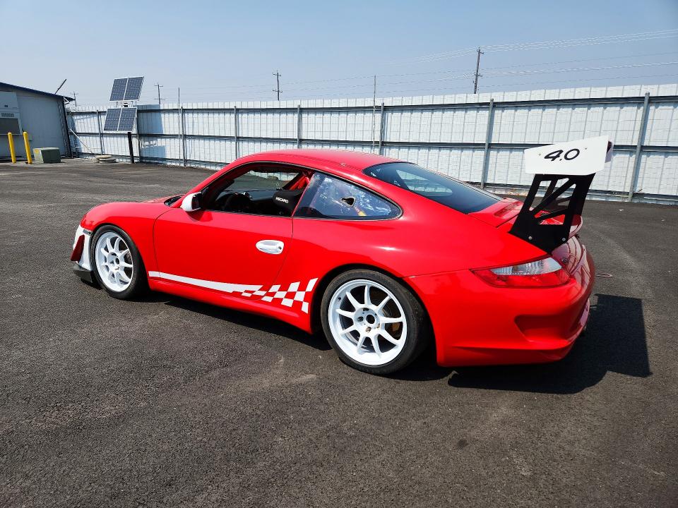 Photo 2 from auction – 2006 PORSCHE 911 NEW GENERATION with VIN WP0AA29946S715696