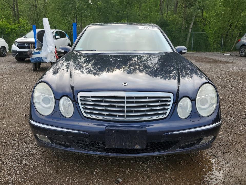 Photo 5 from auction – 2004 MERCEDES-BENZ E with VIN WDBUF82J54X119453