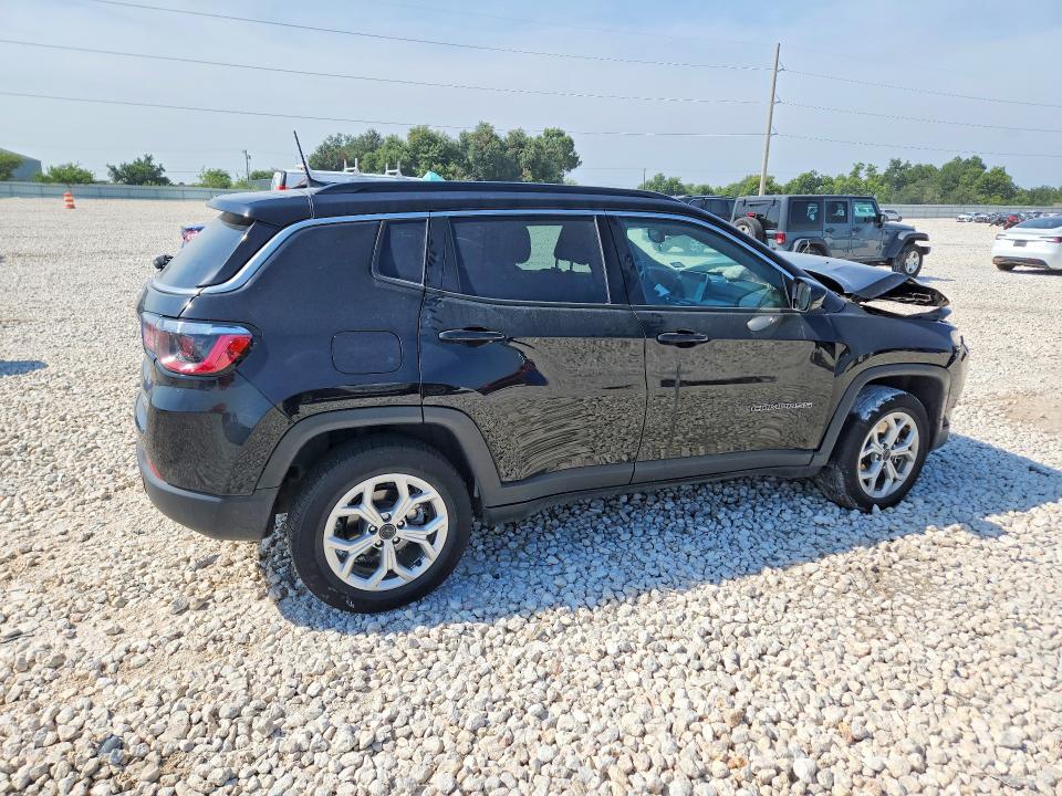 Photo 3 from auction – 2025 JEEP COMPASS with VIN 3C4NJDBN1ST585051