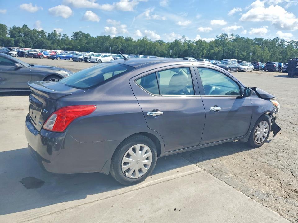 Photo 3 from auction – 2015 NISSAN VERSA with VIN 3N1CN7AP8FL833899