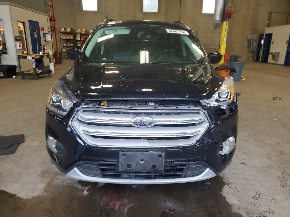 Photo 5 from auction – 2018 FORD ESCAPE with VIN 1FMCU0HD1JUA14083