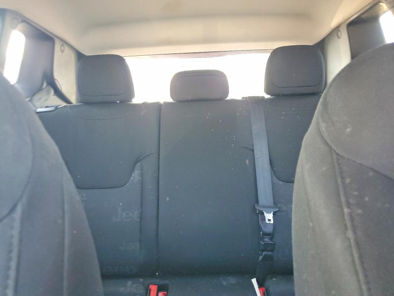 Photo 10 from auction – 2017 JEEP RENEGADE with VIN ZACCJBAB0HPE54776
