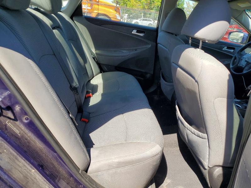 Photo 10 from auction – 2011 HYUNDAI SONATA with VIN 5NPEB4AC1BH248036