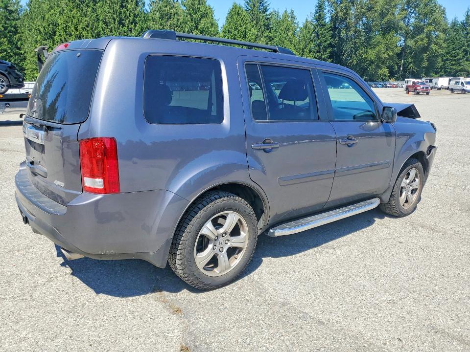 Photo 3 from auction – 2015 HONDA PILOT with VIN 5FNYF4H57FB018207