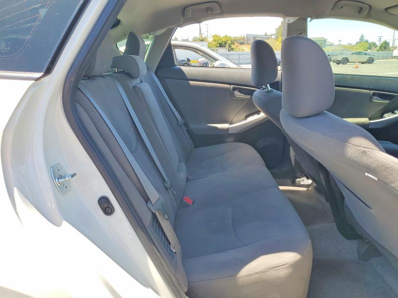 Photo 10 from auction – 2015 TOYOTA PRIUS with VIN JTDKN3DU4F0473644