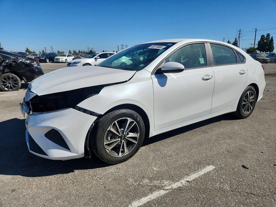 KIA FORTE 2023 with VIN 3KPF24AD8PE690725 - Photo from auction