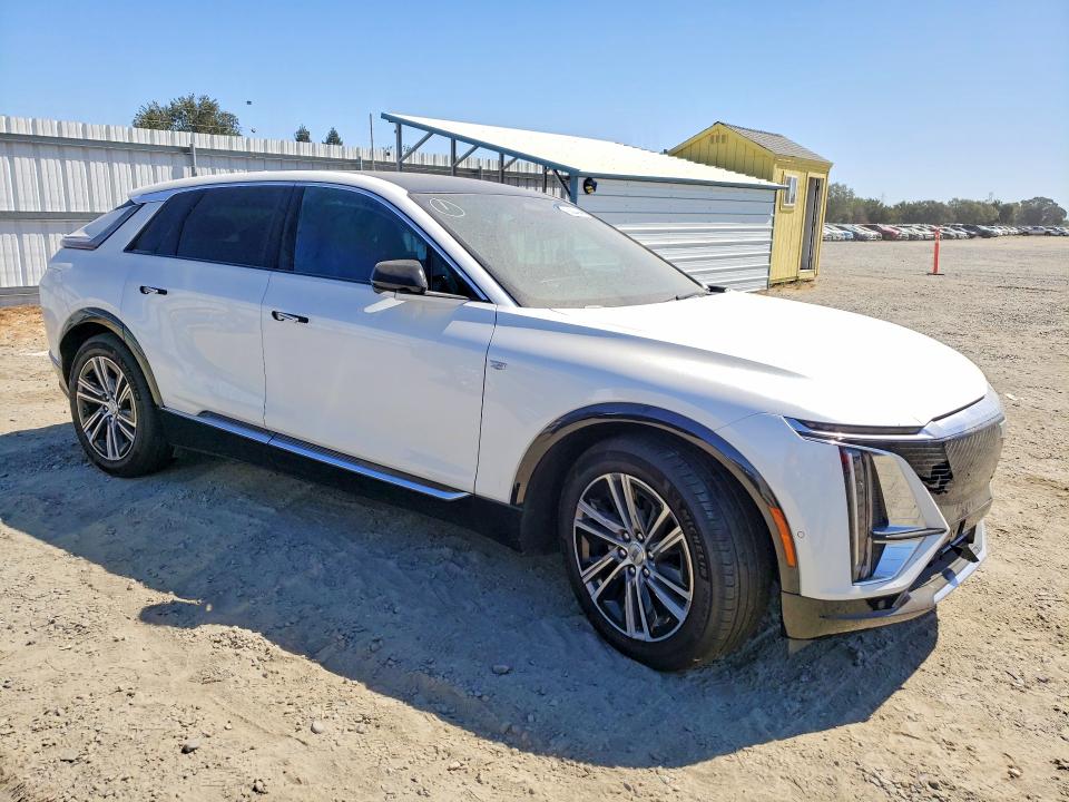 Снимка 4 от търг – 2024 CADILLAC LYRIQ с VIN 1GYKPPRK4RZ117469
