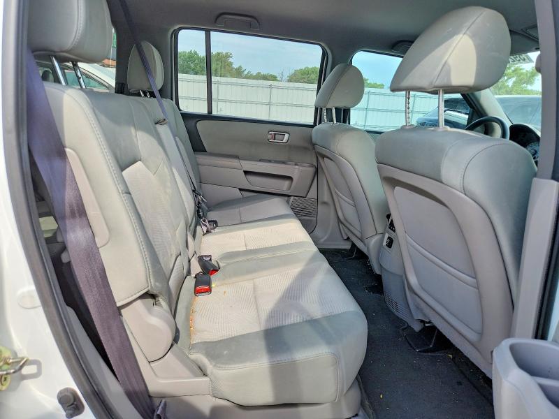 Photo 11 from auction – 2014 HONDA PILOT with VIN 5FNYF3H21EB005841
