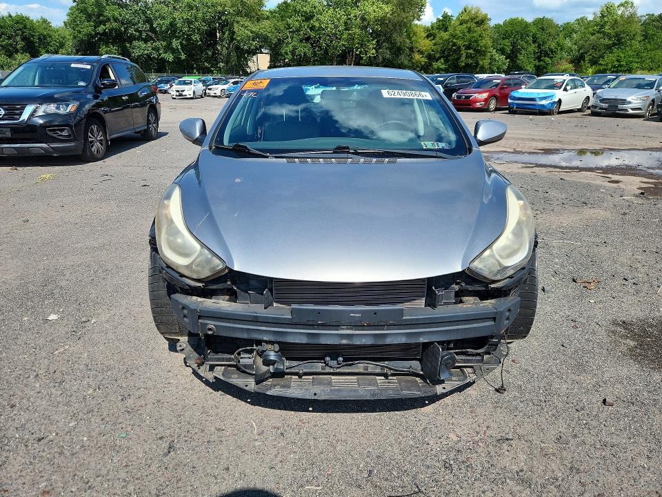 Photo 5 from auction – 2014 HYUNDAI ELANTRA with VIN KMHDH4AEXEU048080