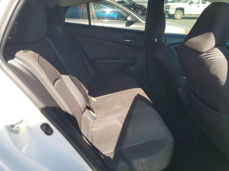 Photo 10 from auction – 2018 TOYOTA PRIUS with VIN JTDKARFU4J3061629