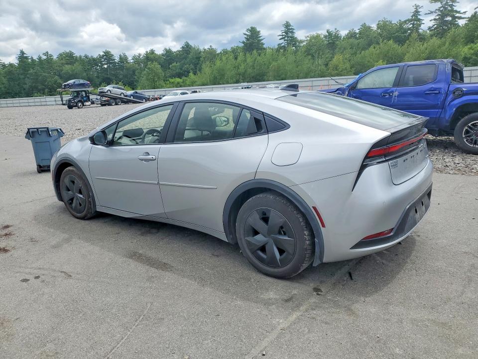 Photo 2 from auction – 2026 TOYOTA PRIUS with VIN JTDACAAU1T3071648