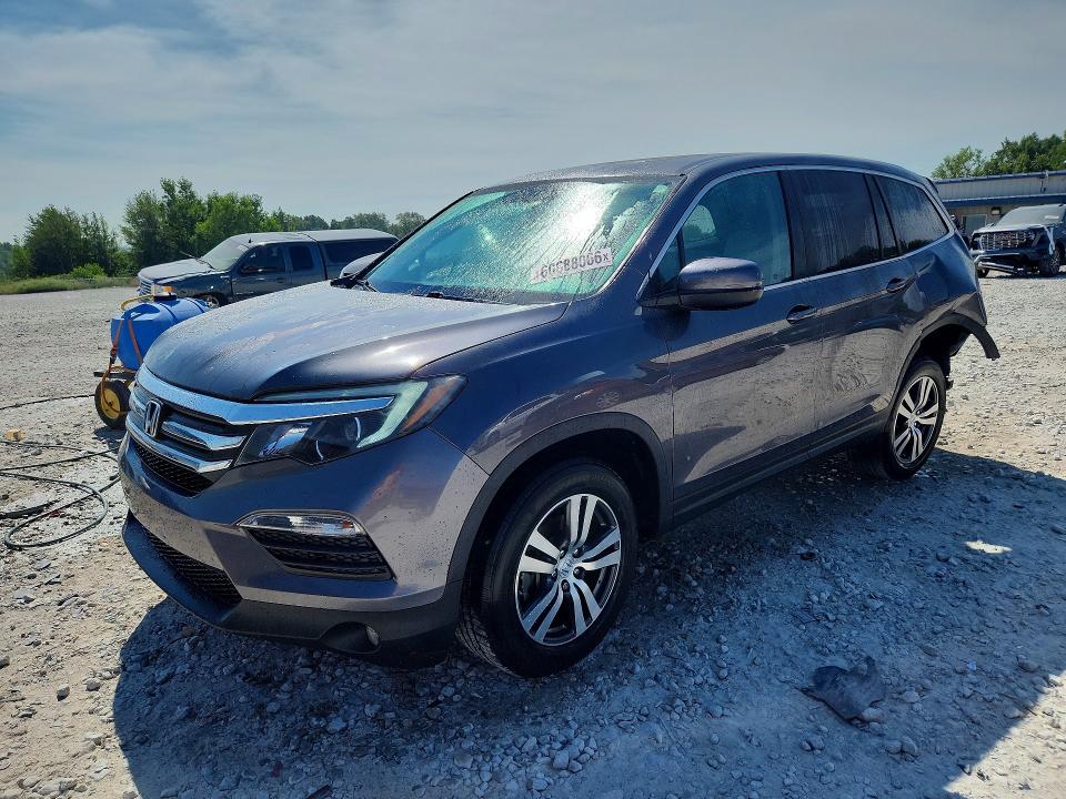 HONDA PILOT 2017 with VIN 5FNYF6H53HB019403 - Photo from auction