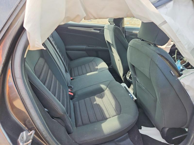 Photo 10 from auction – 2017 FORD FUSION with VIN 3FA6P0H73HR214179