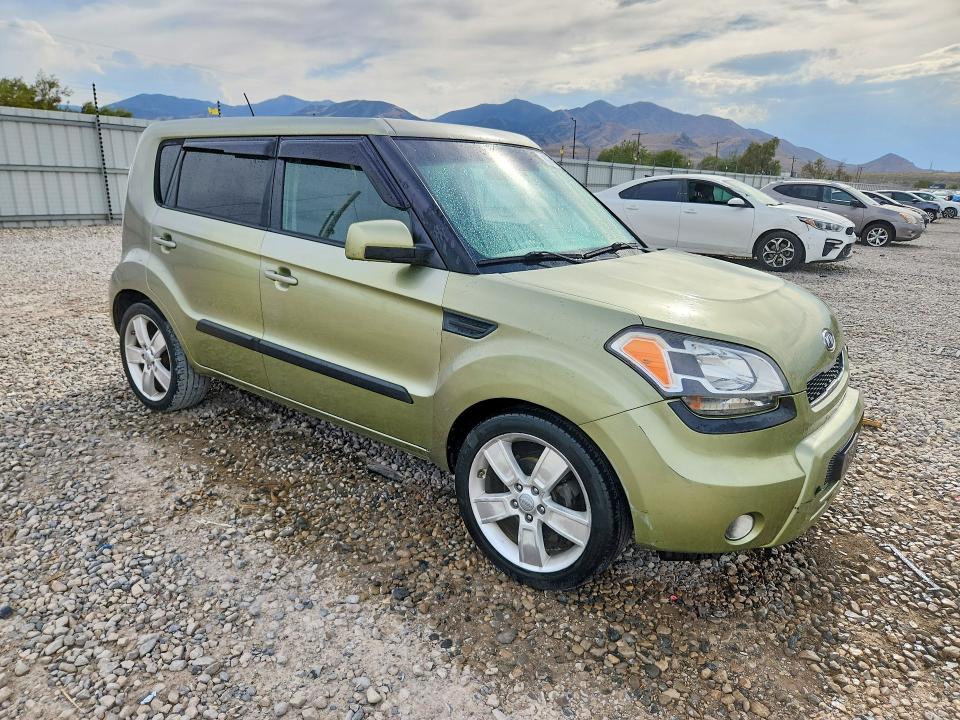 Photo 4 from auction – 2011 KIA SOUL with VIN KNDJT2A2XB7281726