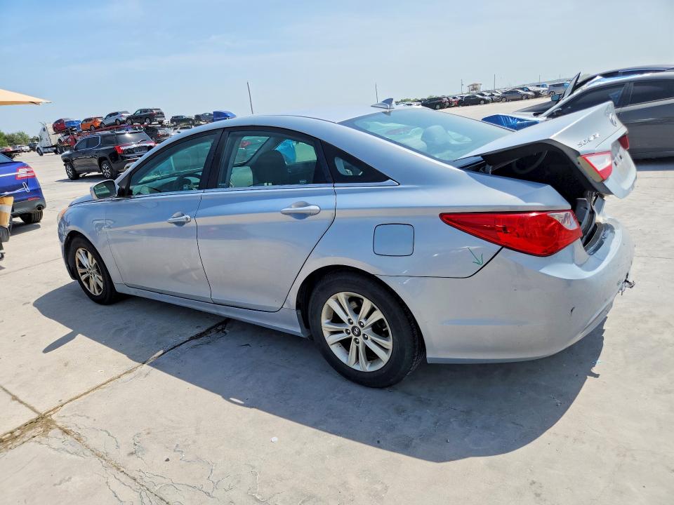 Photo 2 from auction – 2013 HYUNDAI SONATA with VIN 5NPEB4AC5DH586235