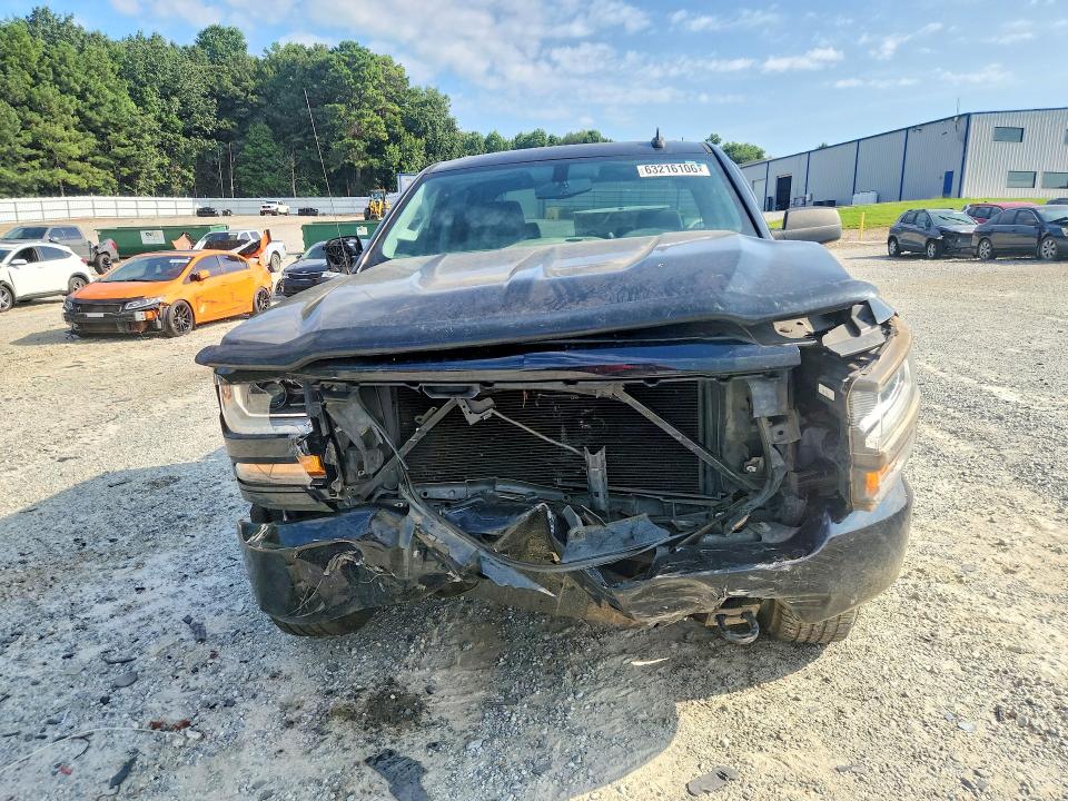 Photo 5 from auction – 2018 CHEVROLET SILVERADO with VIN 1GCRCPEC8JZ272772