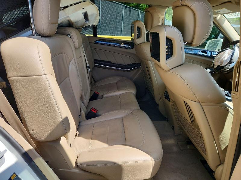 Photo 11 from auction – 2015 MERCEDES-BENZ GL with VIN 4JGDF7DE7FA546663