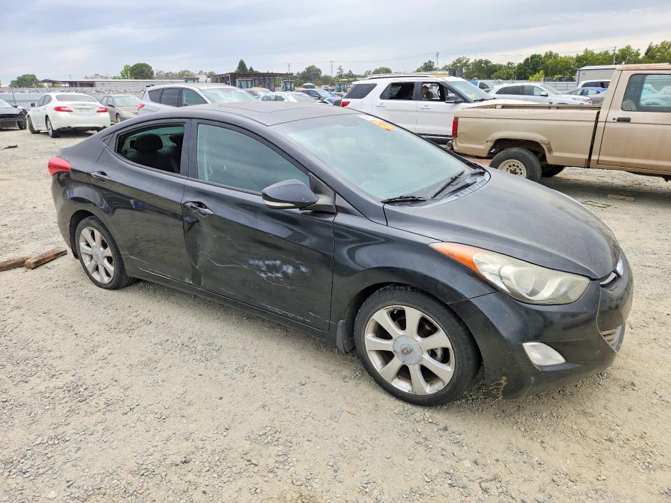 Photo 4 from auction – 2013 HYUNDAI ELANTRA with VIN 5NPDH4AE0DH301730