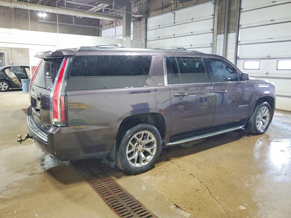 Снимка 3 от търг – 2016 GMC YUKON XL с VIN 1GKS2GKC4GR359350