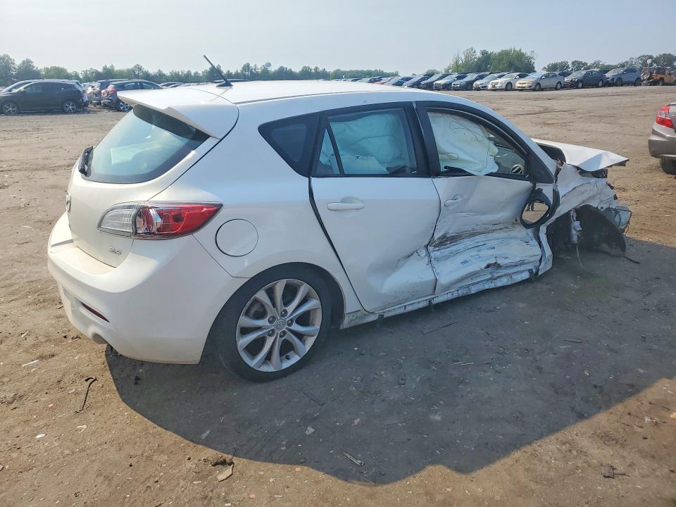 Photo 3 from auction – 2011 MAZDA 3 with VIN JM1BL1K68B1392438