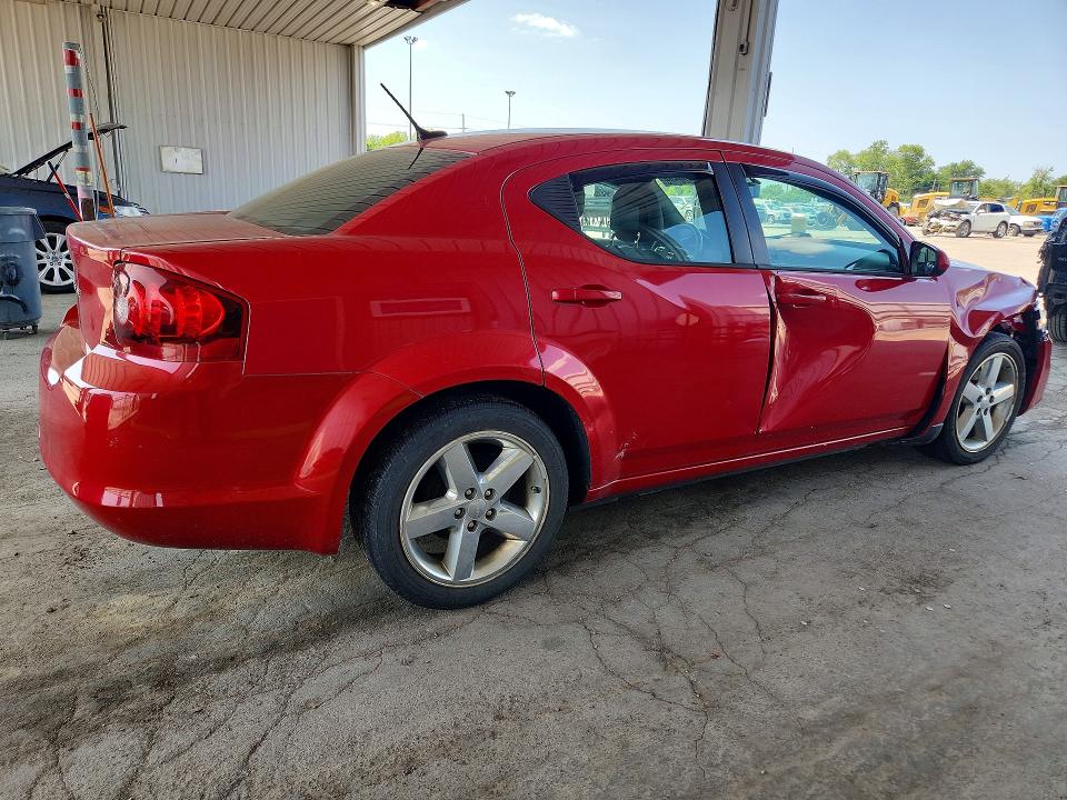 Photo 3 from auction – 2011 DODGE AVENGER with VIN 1B3BD2FG2BN573888