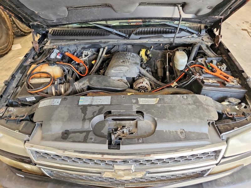 Photo 11 from auction – 2005 CHEVROLET SILVERADO with VIN 1GCHK24U05E326137
