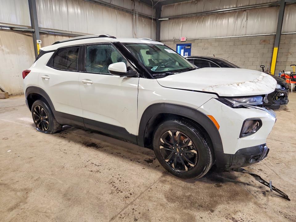 Photo 4 from auction – 2021 CHEVROLET TRAILBLAZER with VIN KL79MRSL3MB160209