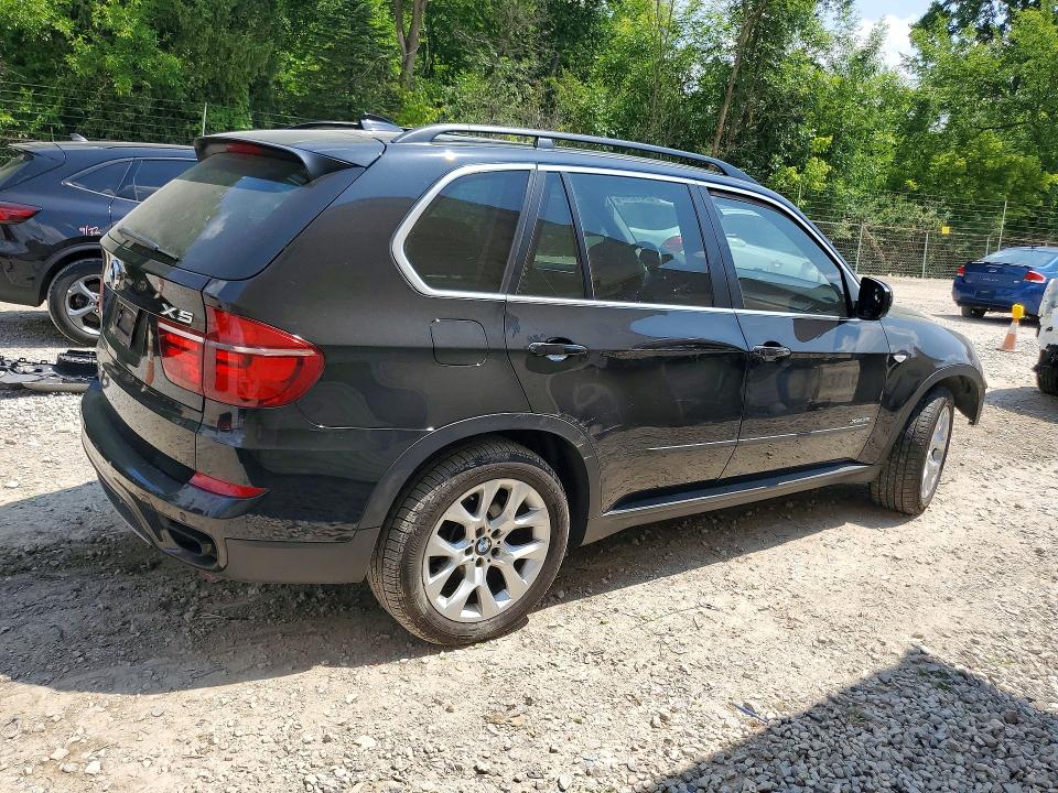 Photo 3 from auction – 2013 BMW X5 with VIN 5UXZV4C5XD0B20368