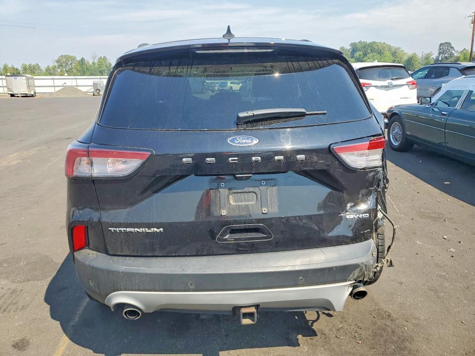 Photo 6 from auction – 2022 FORD ESCAPE with VIN 1FMCU9J91NUB50827