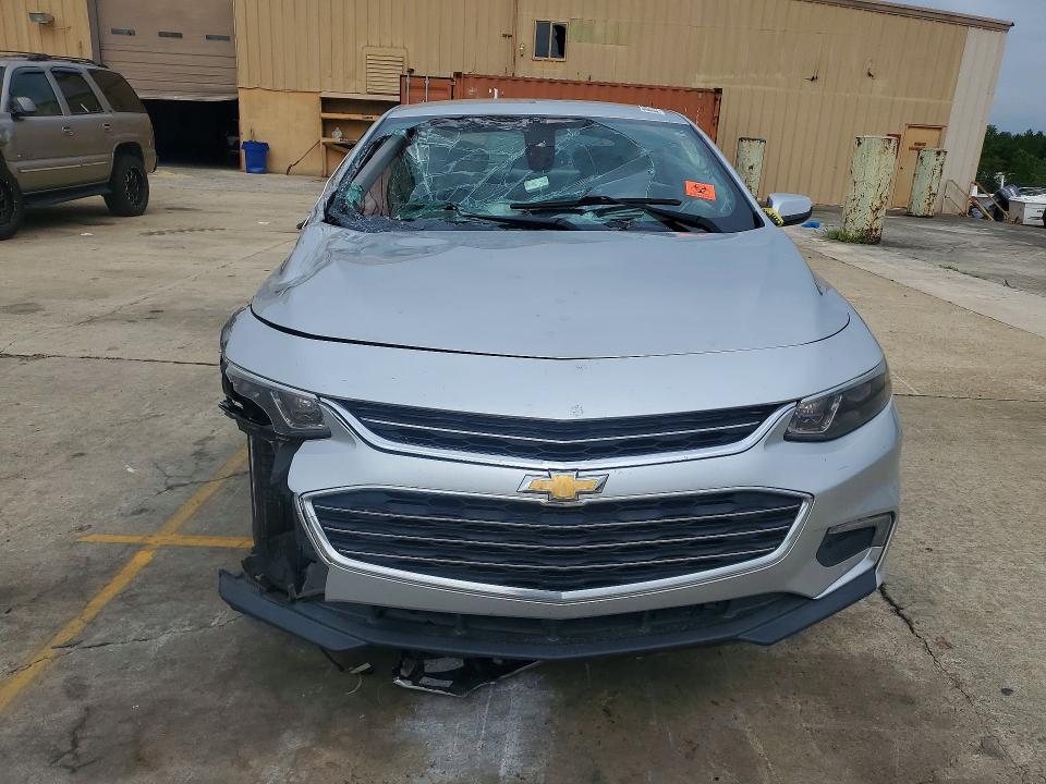 Photo 5 from auction – 2018 CHEVROLET MALIBU with VIN 1G1ZD5ST7JF112415