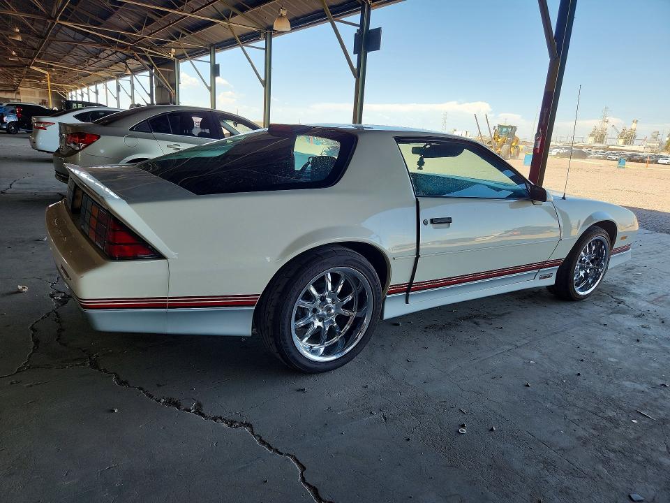 Photo 3 from auction – 1986 CHEVROLET CAMARO with VIN 1G1FP87H2GL158552