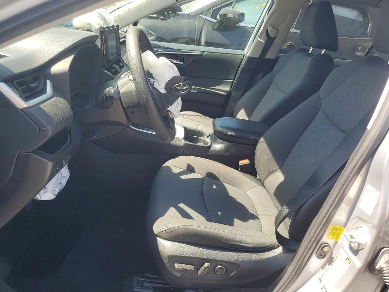 Photo 7 from auction – 2021 TOYOTA RAV4 with VIN 2T3W1RFV2MC133053