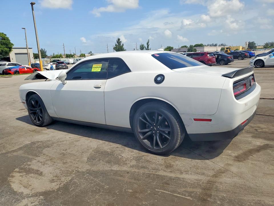 Photo 2 from auction – 2018 DODGE CHALLENGER with VIN 2C3CDZAG1JH112390