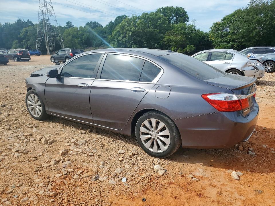 Photo 2 from auction – 2014 HONDA ACCORD with VIN 1HGCR2F8XEA053027