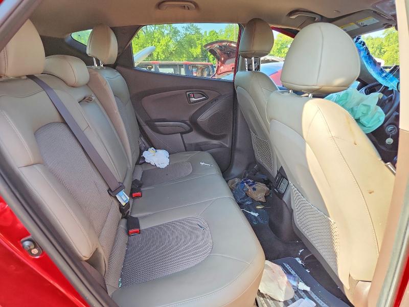 Photo 10 from auction – 2015 HYUNDAI TUCSON with VIN KM8JUCAG7FU983746