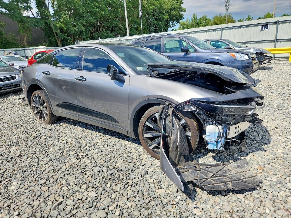 Photo 4 from auction – 2023 TOYOTA CROWN with VIN JTDAFAAF0P3000357