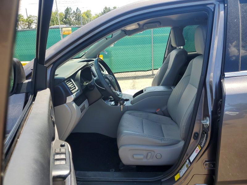 Photo 7 from auction – 2016 TOYOTA HIGHLANDER with VIN 5TDBKRFH3GS340402