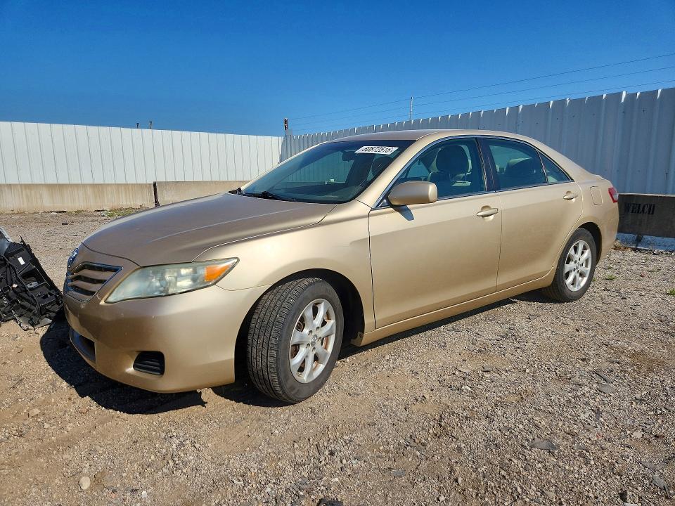 TOYOTA CAMRY 2011 con VIN 4T1BF3EK7BU203607 - Foto de la subasta