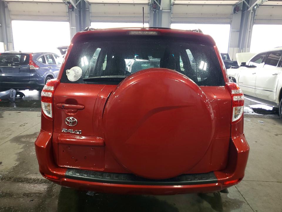 Photo 6 from auction – 2011 TOYOTA RAV4 with VIN 2T3YF4DV8BW073789