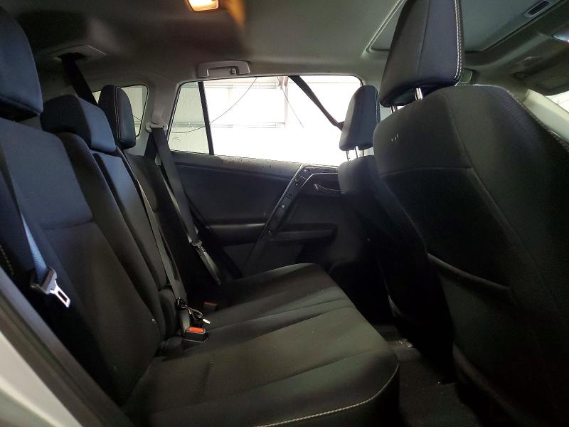 Photo 11 from auction – 2016 TOYOTA RAV4 with VIN 2T3RFREV3GW479941