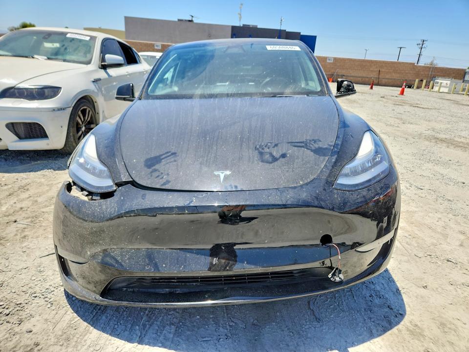 Photo 5 from auction – 2022 TESLA MODEL Y with VIN 7SAYGDEE2NA019460