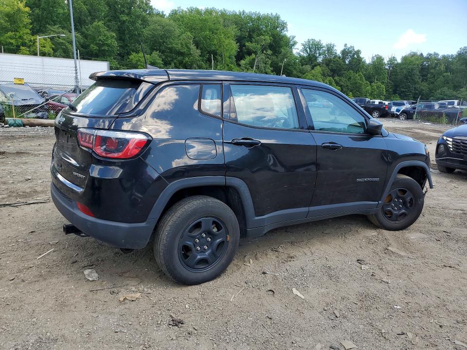 Photo 3 from auction – 2018 JEEP COMPASS with VIN 3C4NJDAB0JT231995