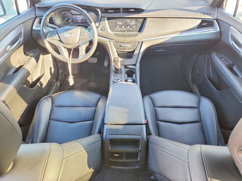 Photo 8 from auction – 2021 CADILLAC XT5 with VIN 1GYKNAR41MZ107964