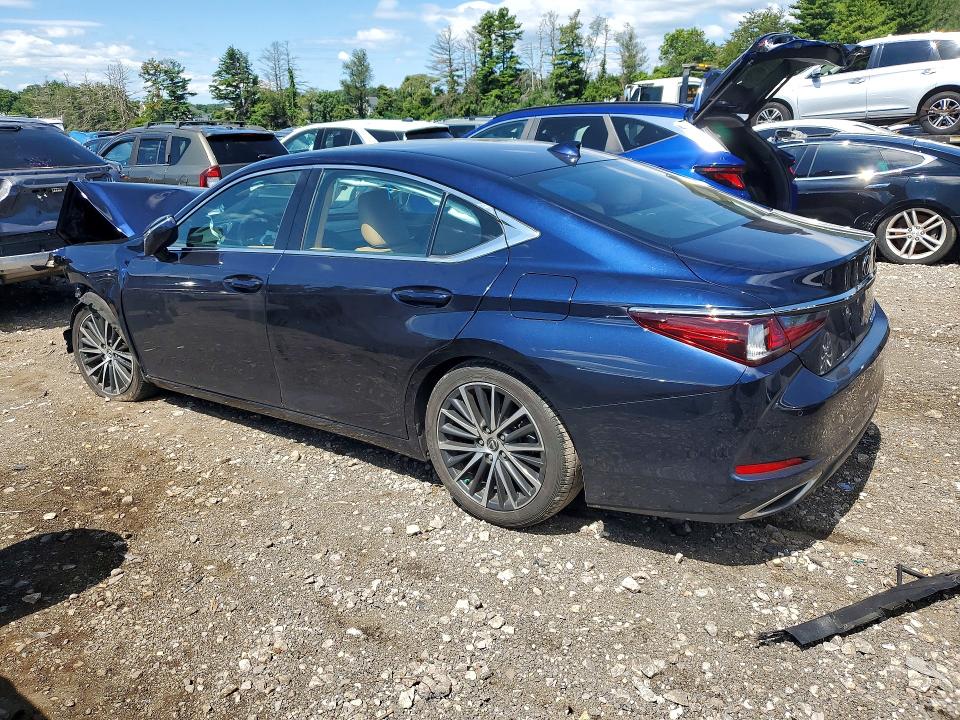 Photo 2 from auction – 2022 LEXUS ES 350 with VIN 58ADZ1B14NU132461