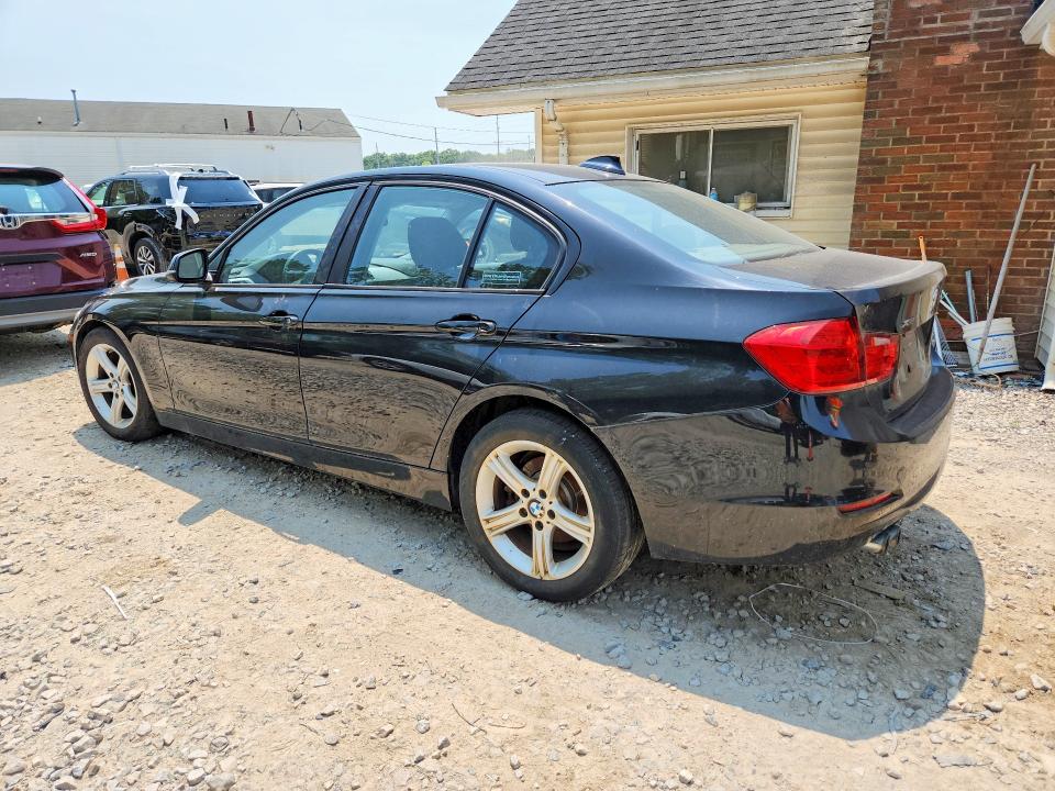 Photo 2 from auction – 2013 BMW 328 with VIN WBA3B3C53DF541026