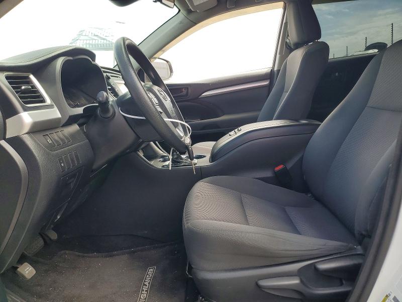 Photo 7 from auction – 2018 TOYOTA HIGHLANDER with VIN 5TDZZRFH9JS242170
