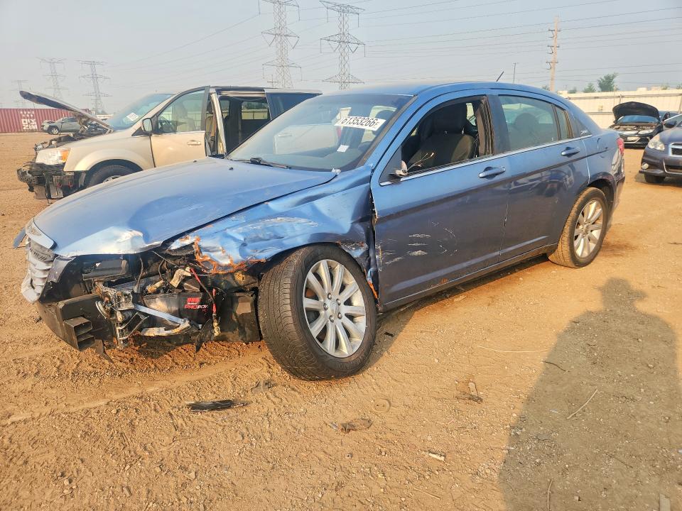 CHRYSLER 200 2011 with VIN 1C3BC1FB6BN602460 - Photo from auction